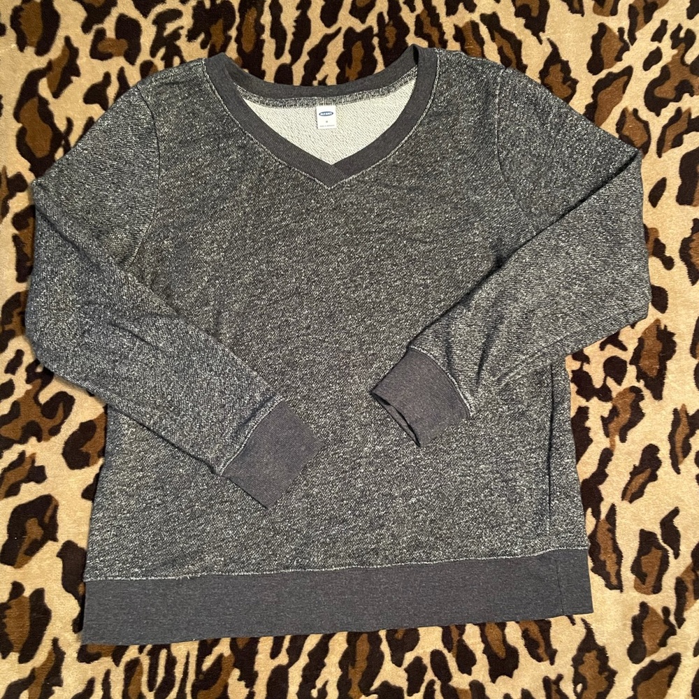 Old Navy v neck sweatshirt